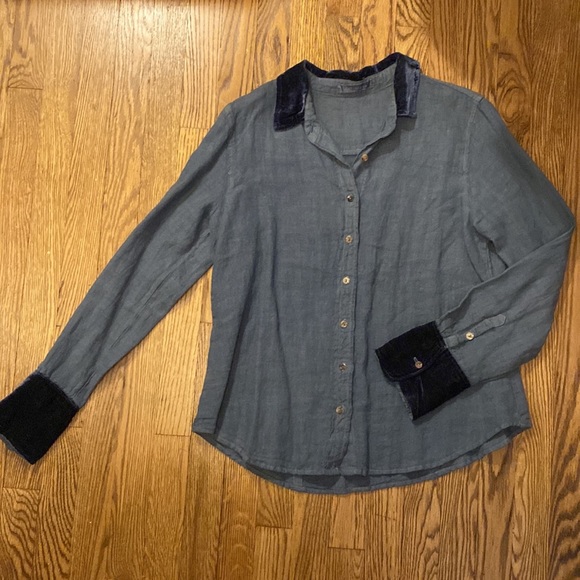 Linen Blouse with Velvet Detail - Picture 4 of 9